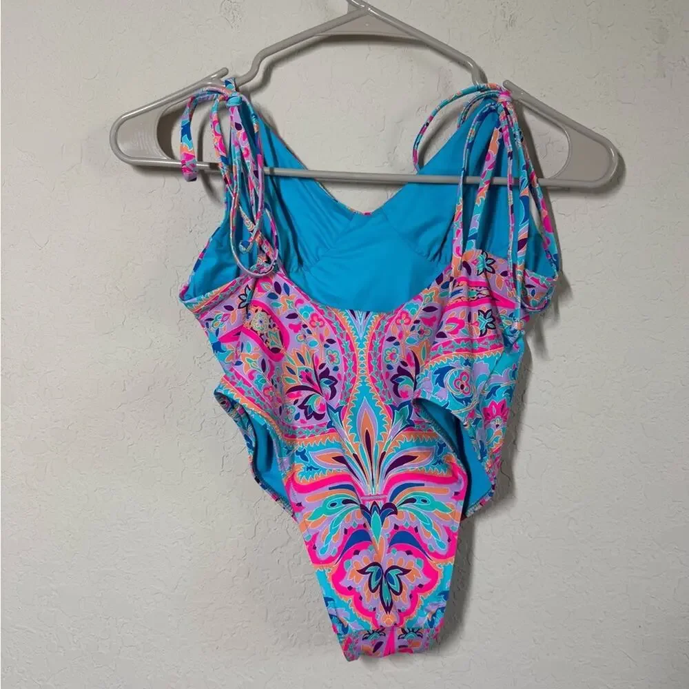 Frankie’s Bikinis Otis Cheeky One Piece Swimsuit Size Medium